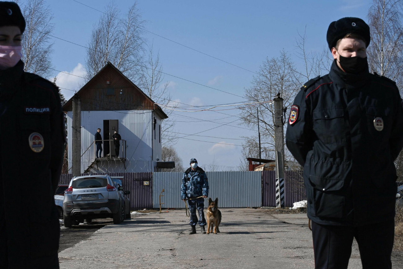 Oto najcięższe kolonie karne na świecie. W jednej z nich osadzono Nawalnego