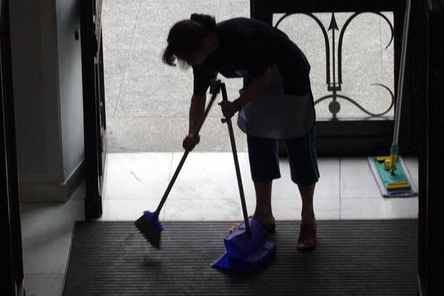 Chorzowska sprzątaczka zatrzasnęła się w biurze i spędziła tam Święta Wielkanocne