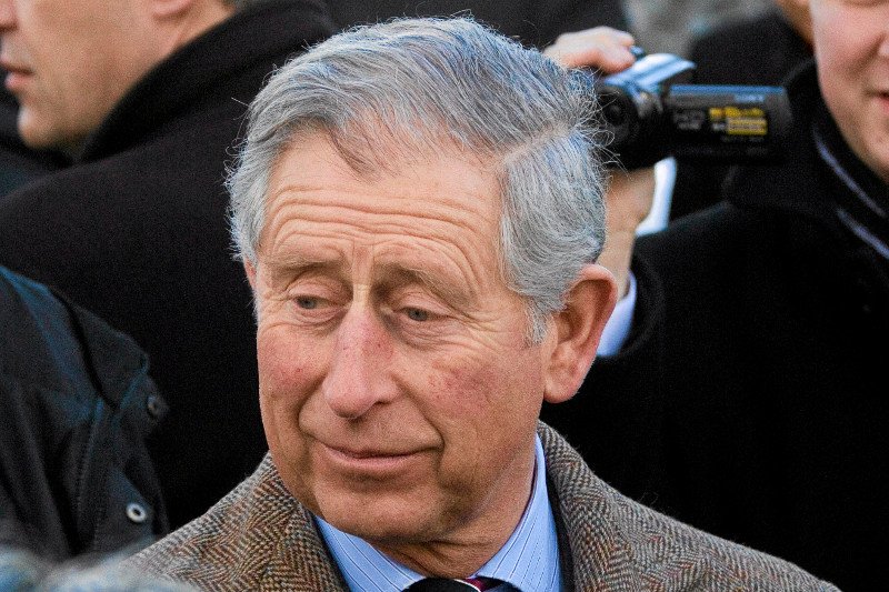 Książę Karol wsparł Polkę, której restauracja spłonęła.