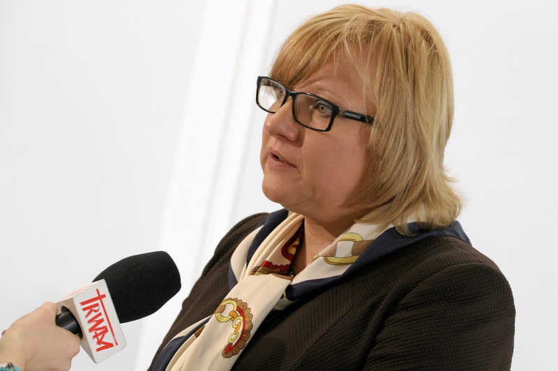 Beata Kempa przyznaje, że w porównaniu z Tomaszem Adamkiem jej wiara jest niewielka.