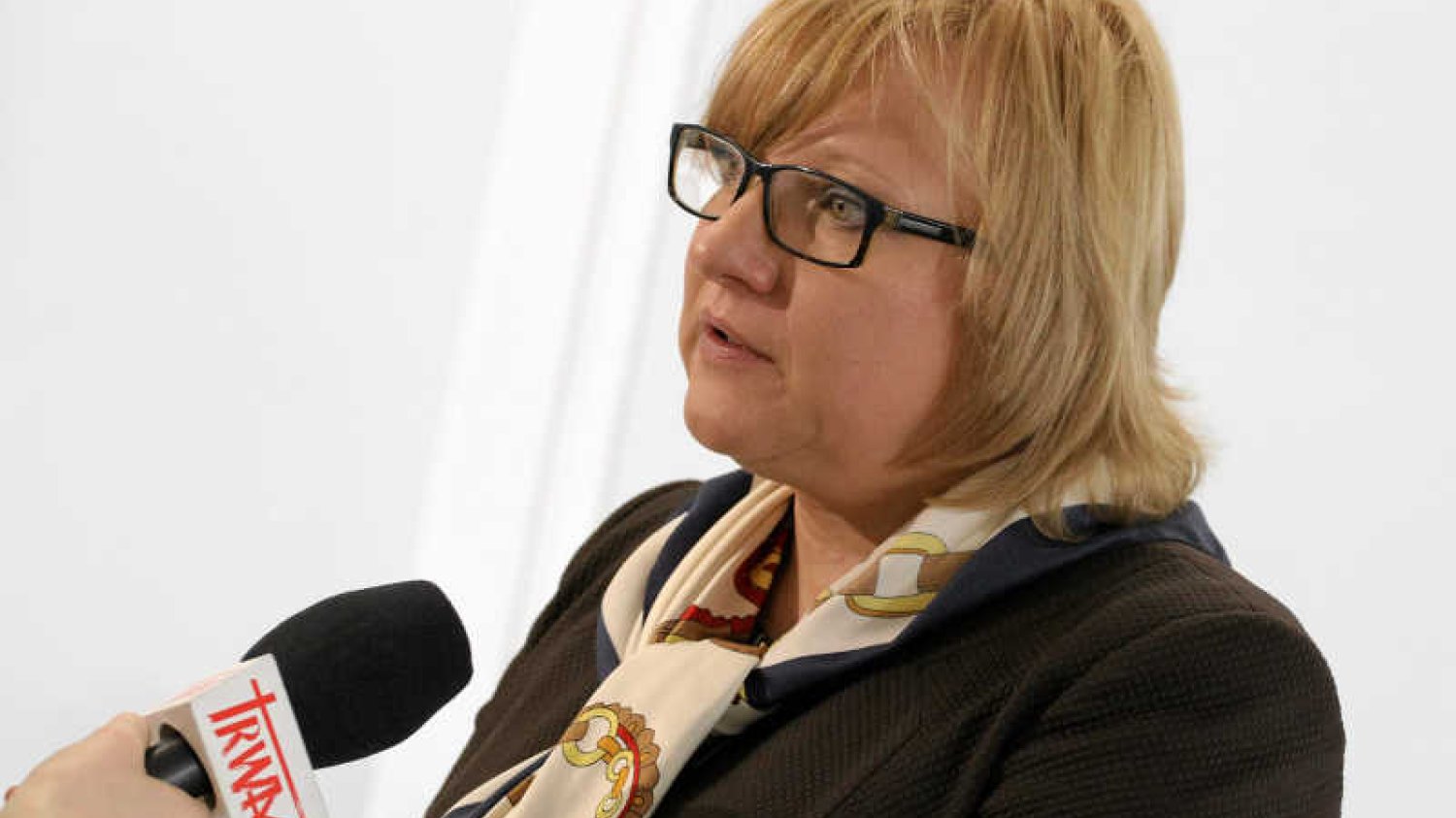 Beata Kempa przyznaje, że w porównaniu z Tomaszem Adamkiem jej wiara jest niewielka.