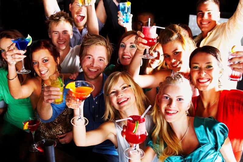 Gdyby nie obowiązek, nie poszlibyśmy na wiele służbowych imprez