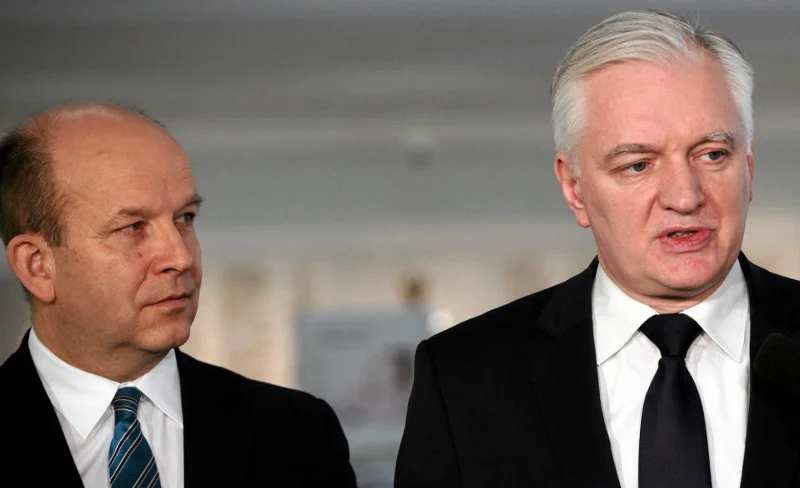 Ministrowie Radziwiłł i Gowin zakopali topór wojenny. Wcześniej szef resortu nauki nie szczędził słów krytyki w sprawie polityki zdrowotnej.