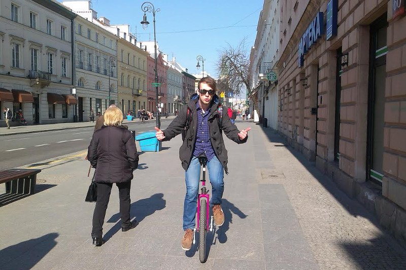 Młodzi nie gotowi by ginąć za ojczyznę. "Bylibyśmy mięsem armatnim"