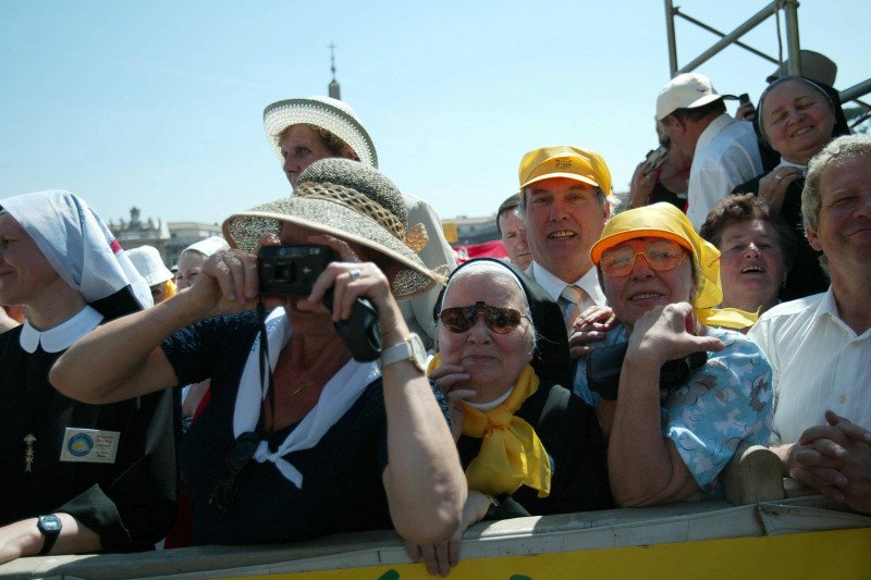 Polscy pielgrzymi podczas jednej z wizyt w Rzymie. Zdjęcie jest tylko ilustracją do tekstu.