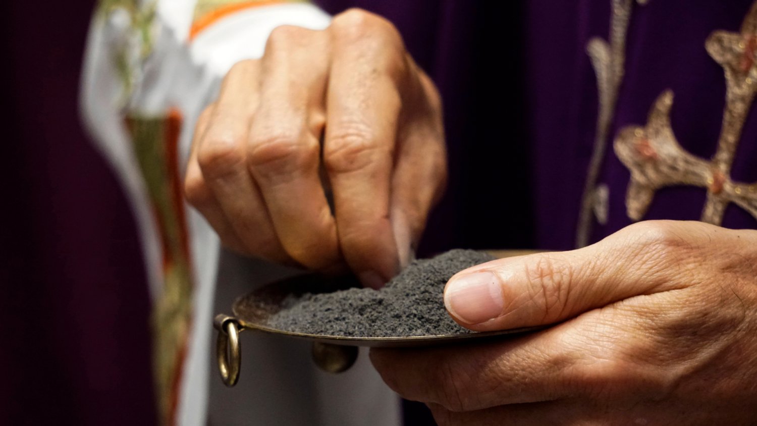 W Środę Popielcową ludzie nie pomyśleli. Dziś sprawdzają, czy mają grzech ciężki