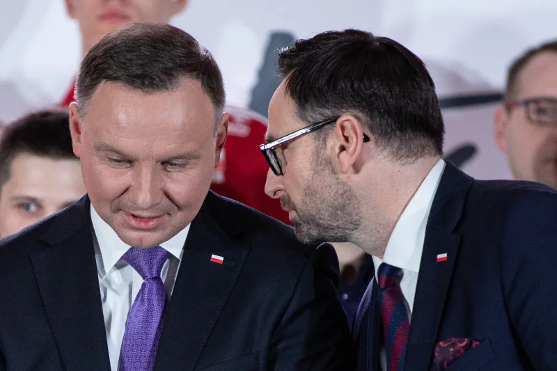 Prezydent Andrzej Duda i prezes PKN Orlen Daniel Obajtek.