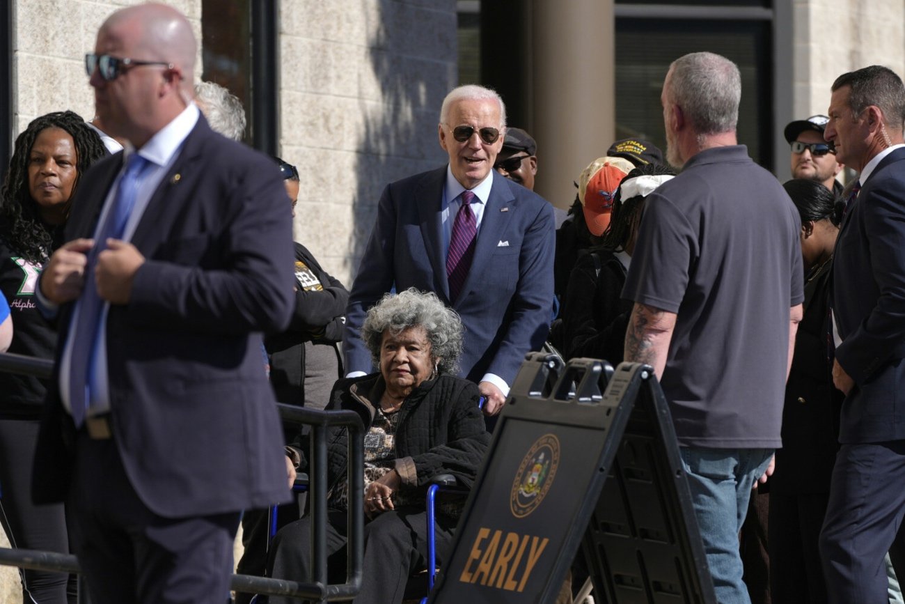 Wybory w USA. Joe Biden oddał już swój głos. Wyjaśniamy jak to możliwe.