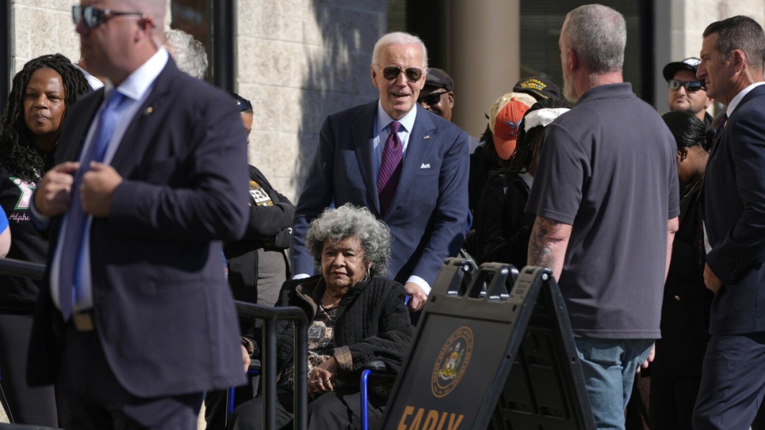Wybory w USA. Joe Biden oddał już swój głos. Wyjaśniamy jak to możliwe.