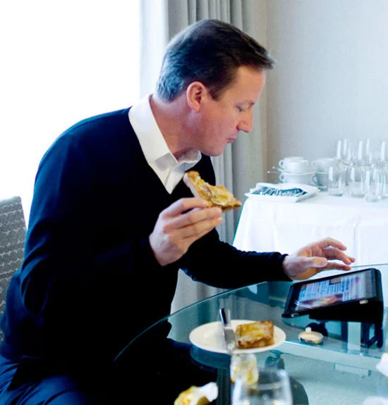 David Cameron z iPadem
