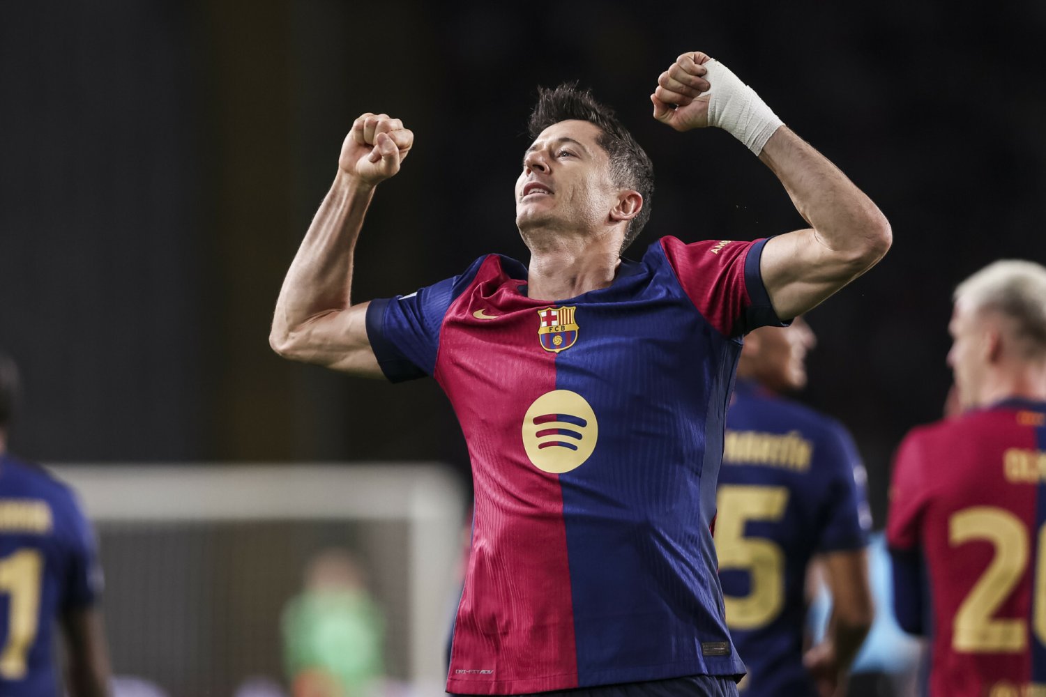 Robert Lewandowski wraca na Signal Iduna Park w Dortmundzie. Gdzie obejrzeć mecz Borussia - Barcelona?