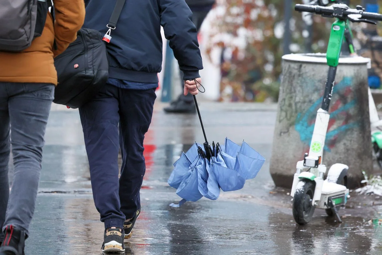 Pogoda na niedzielę 24 listopada: w całym kraju będzie dziś pochmurno, niebo obdaruje nas mało przyjemnymi opadami.