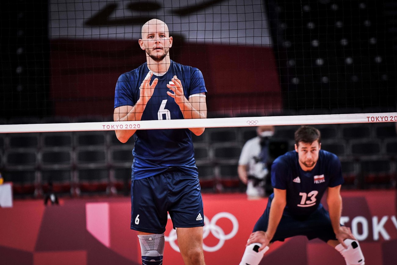 Polscy siatkarze pewnie wygrali grupę A. We wtorkowym ćwierćfinale zmierzą się z Francją