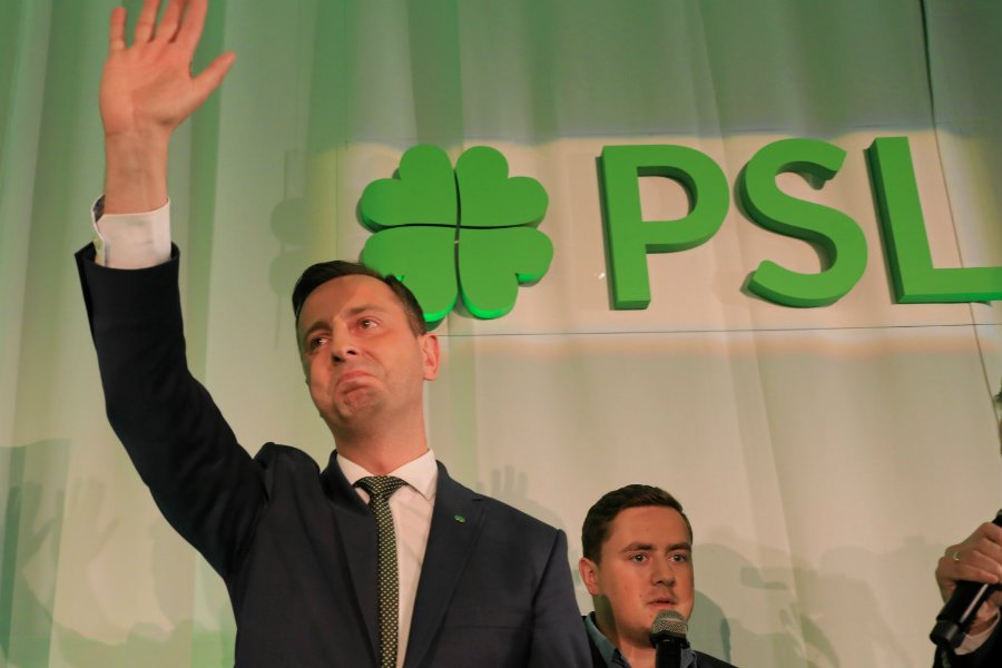 Lokalni politycy PSL nie chcą stosować się do zaleceń kierownictwa partii na temat współpracy z PiS.