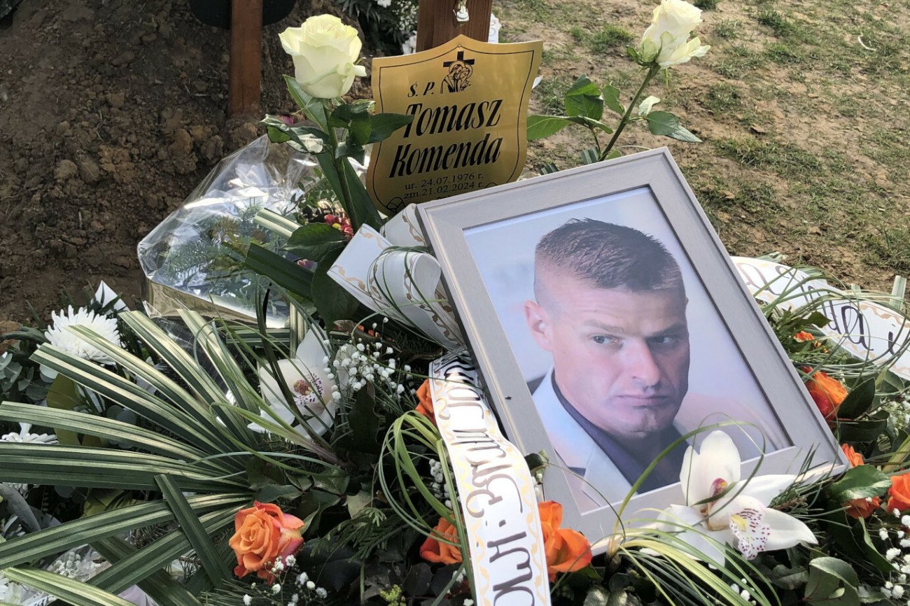 grób Tomasza Komendy