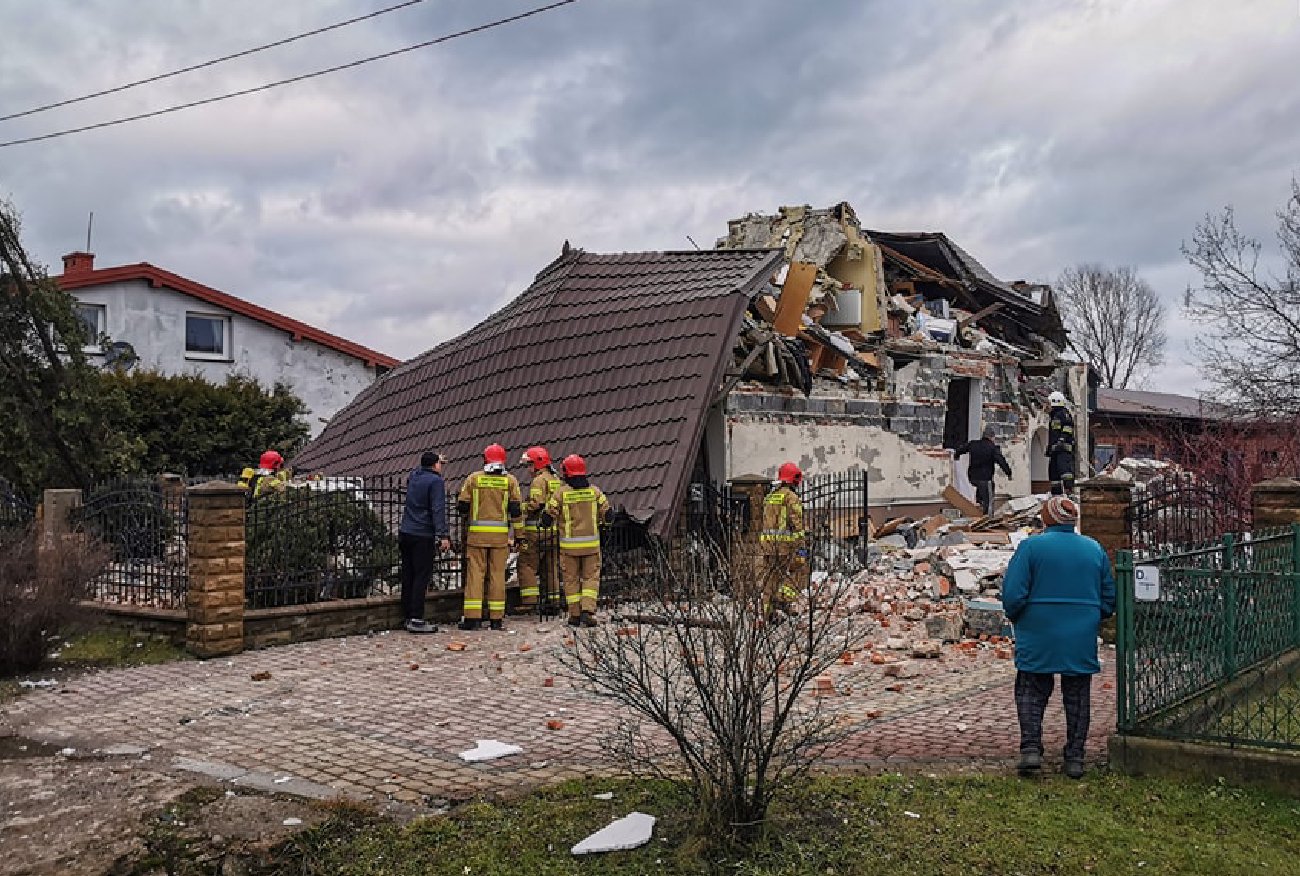 Co się stało w Mokrej Prawej? Oto, co już wiadomo o wybuchu pod Łodzią.