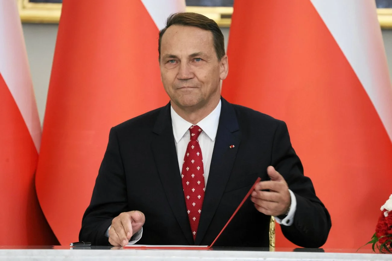 Sikorski spotka się z prezydentem Nawrockim. W tle spór z Dudą o nominacje.