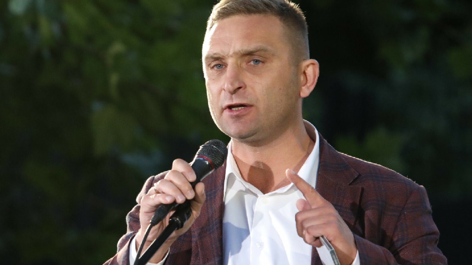Robert Bąkiewicz rusza z własną telewizją. Wiadomo, kiedy wystartuje