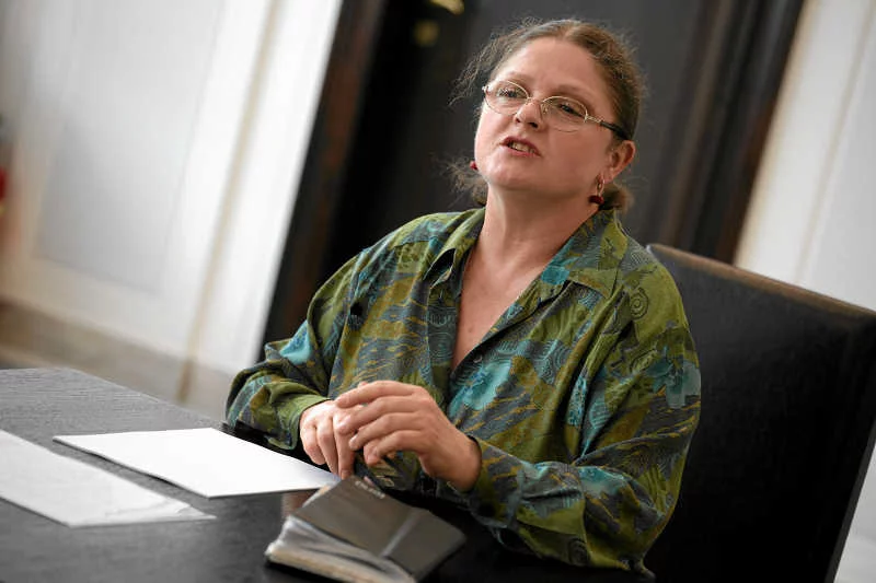 Osoba, która groziła Krystynie Pawłowicz z PiS nie poniesie za to kary.