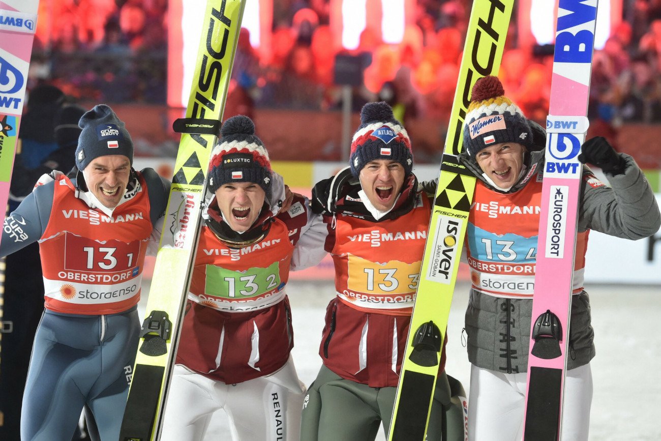 Brązowi medaliści MŚ w skokach z tego roku. Czy Biało-Czerwoni ponownie przyniosą kibicom mnóstwo radości?