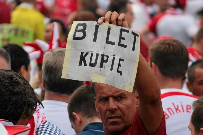 Odsprzedawanie biletów na mecze Euro to powszechna praktyka