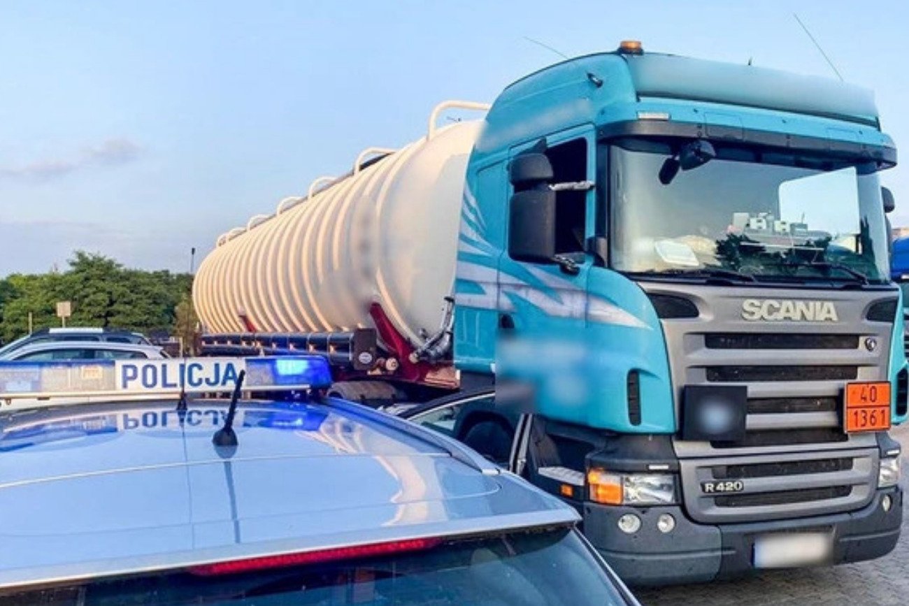 Kontrola cysterny z łatwopalnym płynem. Kierowca miał 2 promile alkoholu.