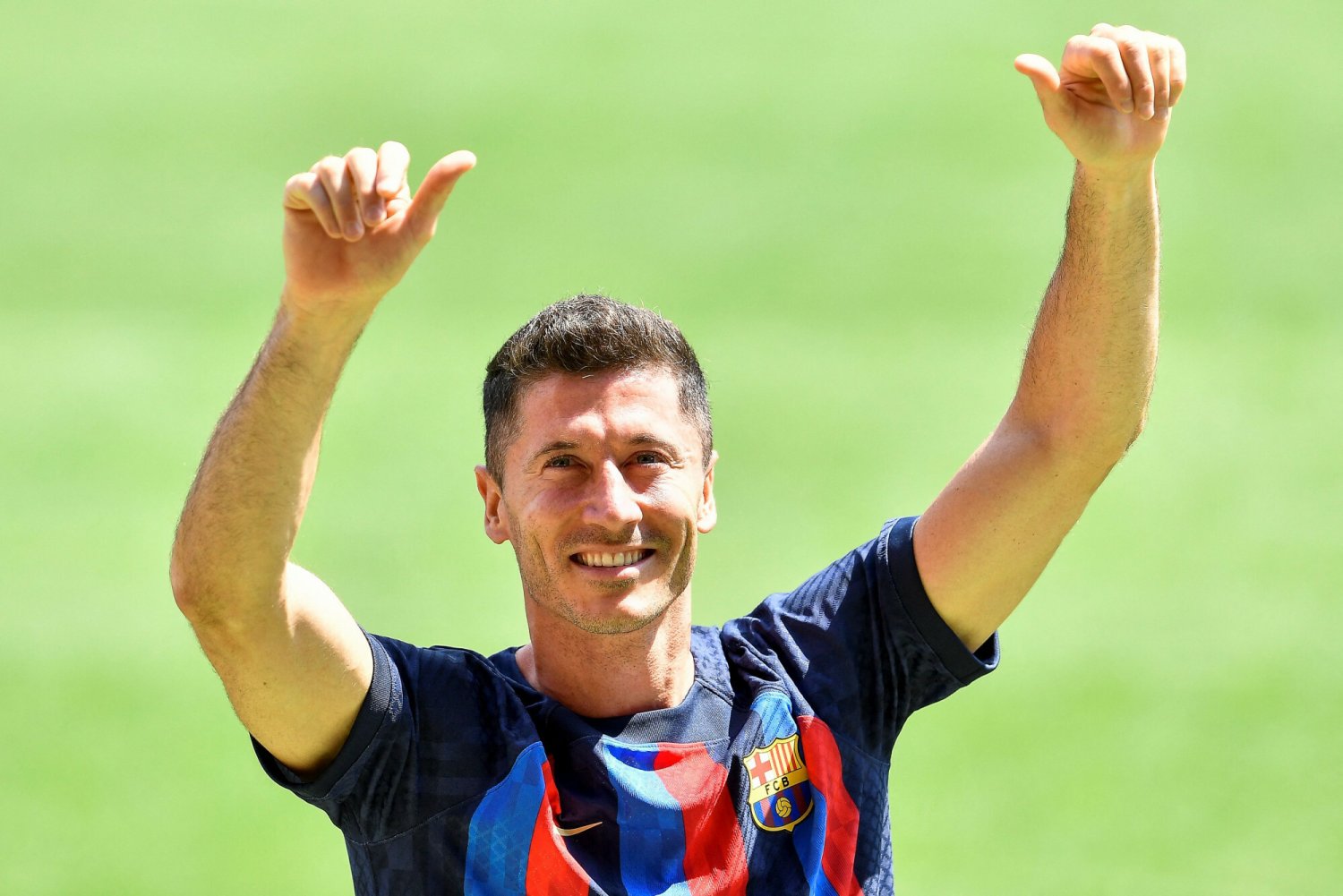 Tysiące fanów FC Barcelona powitały Roberta Lewandowskiego na Camp Nou