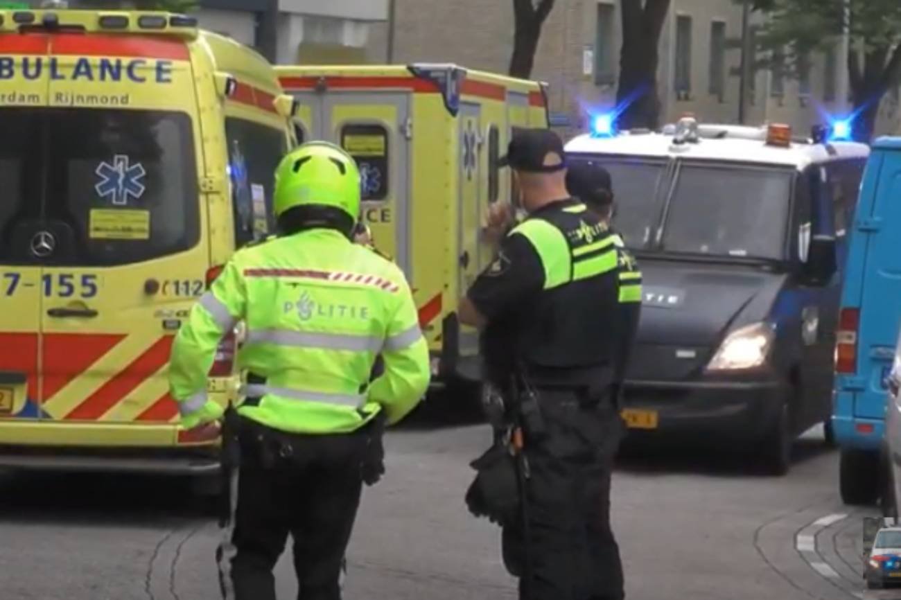 35-letni Polak mieszkający na co dzień w Holandii jest jednym z podejrzanych w sprawie postrzelenia dziennikarza Petera R. de Vries.