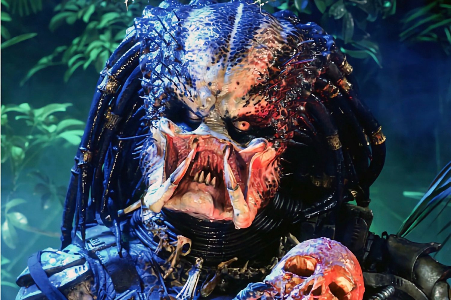 Kosmiczny łowca głów po raz pierwszy pojawił się na ekranach kin w filmie "Predator" w 1987 roku z Arnoldem Schwarzeneggerem.