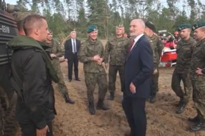 Antoni Macierewicz odwiedził wieś Rytel