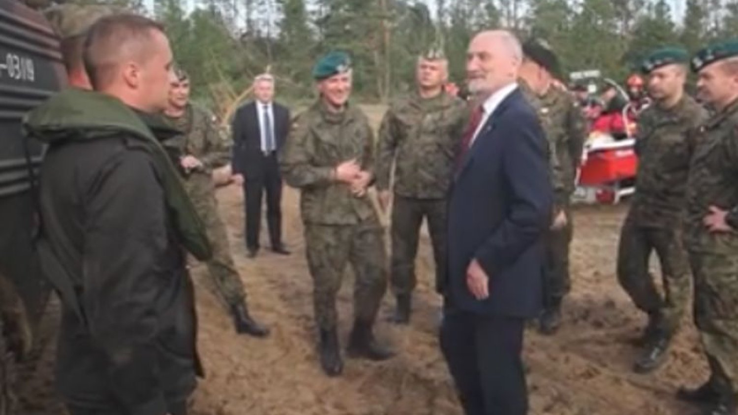 Antoni Macierewicz odwiedził wieś Rytel