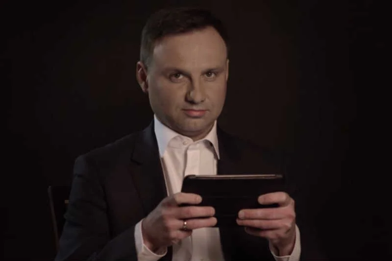 Prawica oburza się na hejt na Andrzeja Dudę, ale nie przeszkadzały jej brutalne ataki na poprzedniego prezydenta.