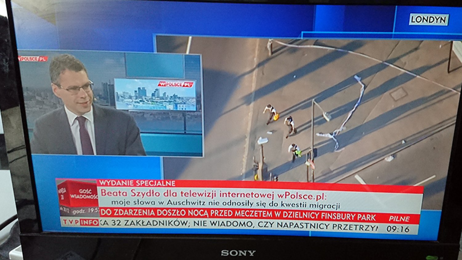 TVP promuje start prywatnej telewizji braci Karnowskich, otwarcie sympatyzujących z PiS.