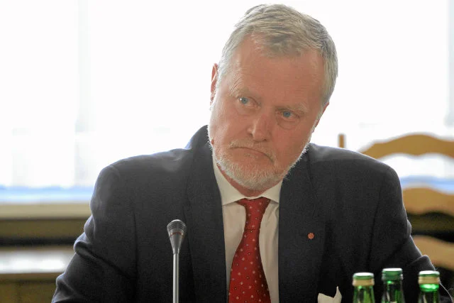 Piotr Nowina-Konopka został odwołany z Watykanu, gdzie pełnił od trzech lat funkcję ambasadora