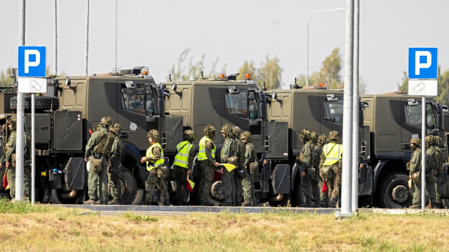 RCB rozesłało nagły alert do mieszkańców Warszawy. "Stosuj się do poleceń" ćwiczenia wojskowe w Polsce