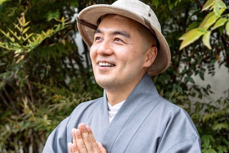 Haenim Sunim, koreański mistrz zen, uczy, jak akceptować swoje niedoskonałości w „doskonałym" świecie