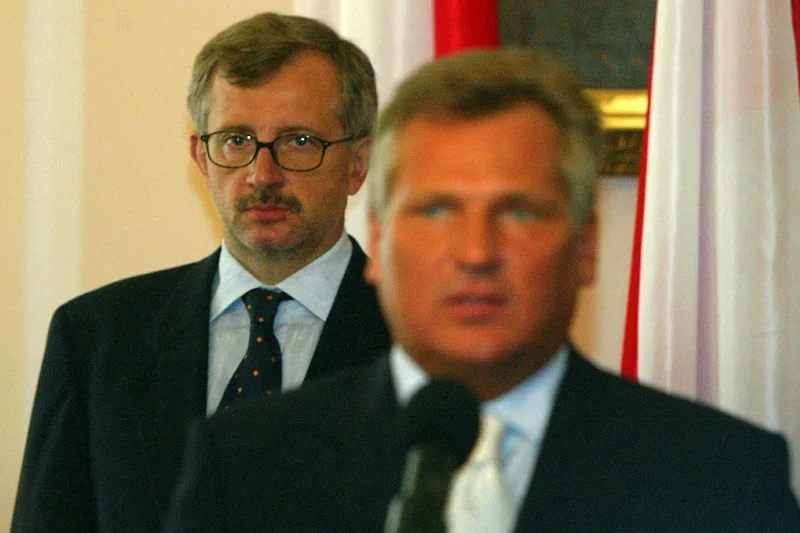 Marek Siwiec i Aleksander Kwaśniewski; zdjęcie z 2003 r.