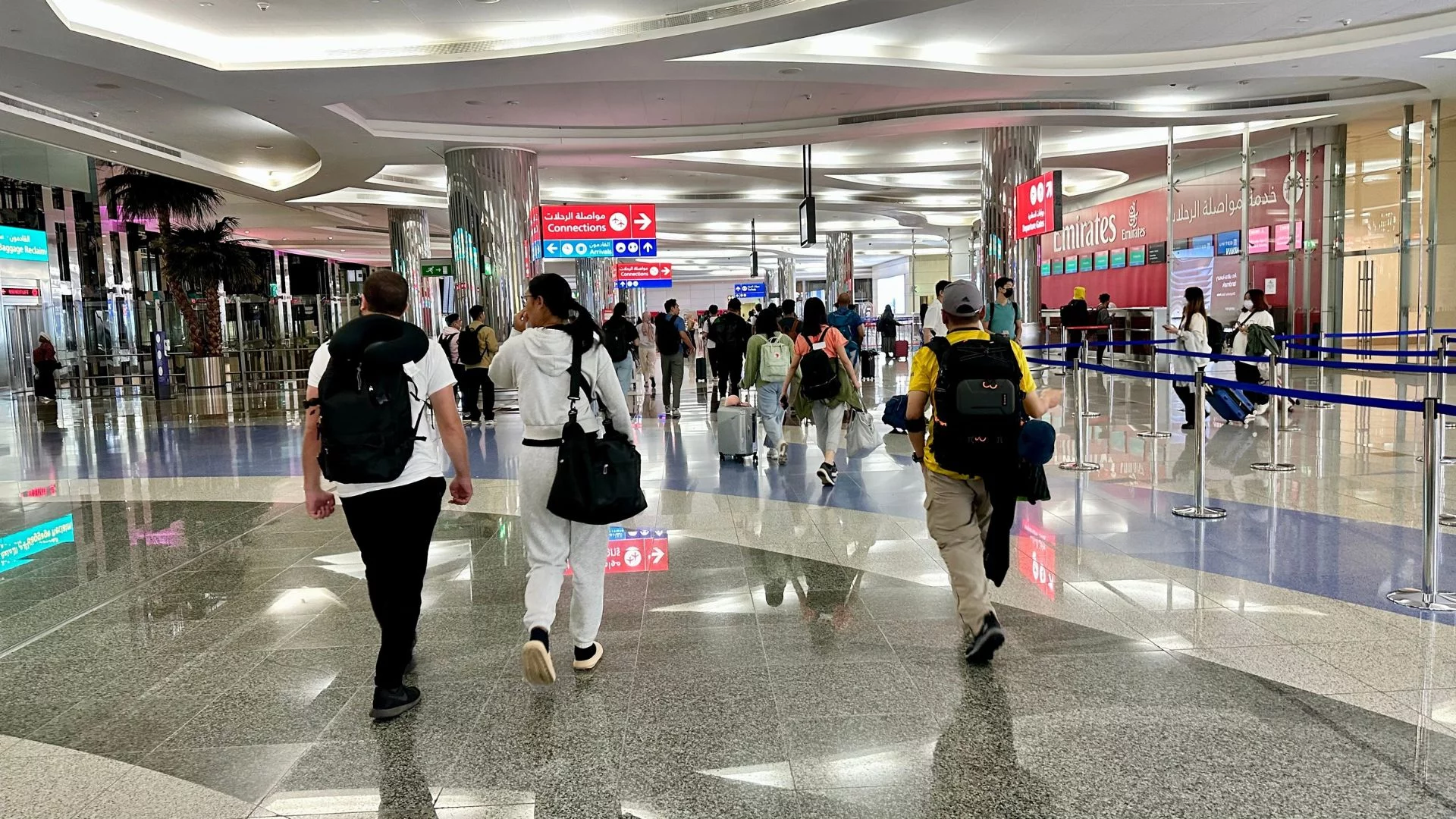 Lotniska w Dubaju i Abu Zabi zaatakowane przez Iran. Dron uderzył w ikonę