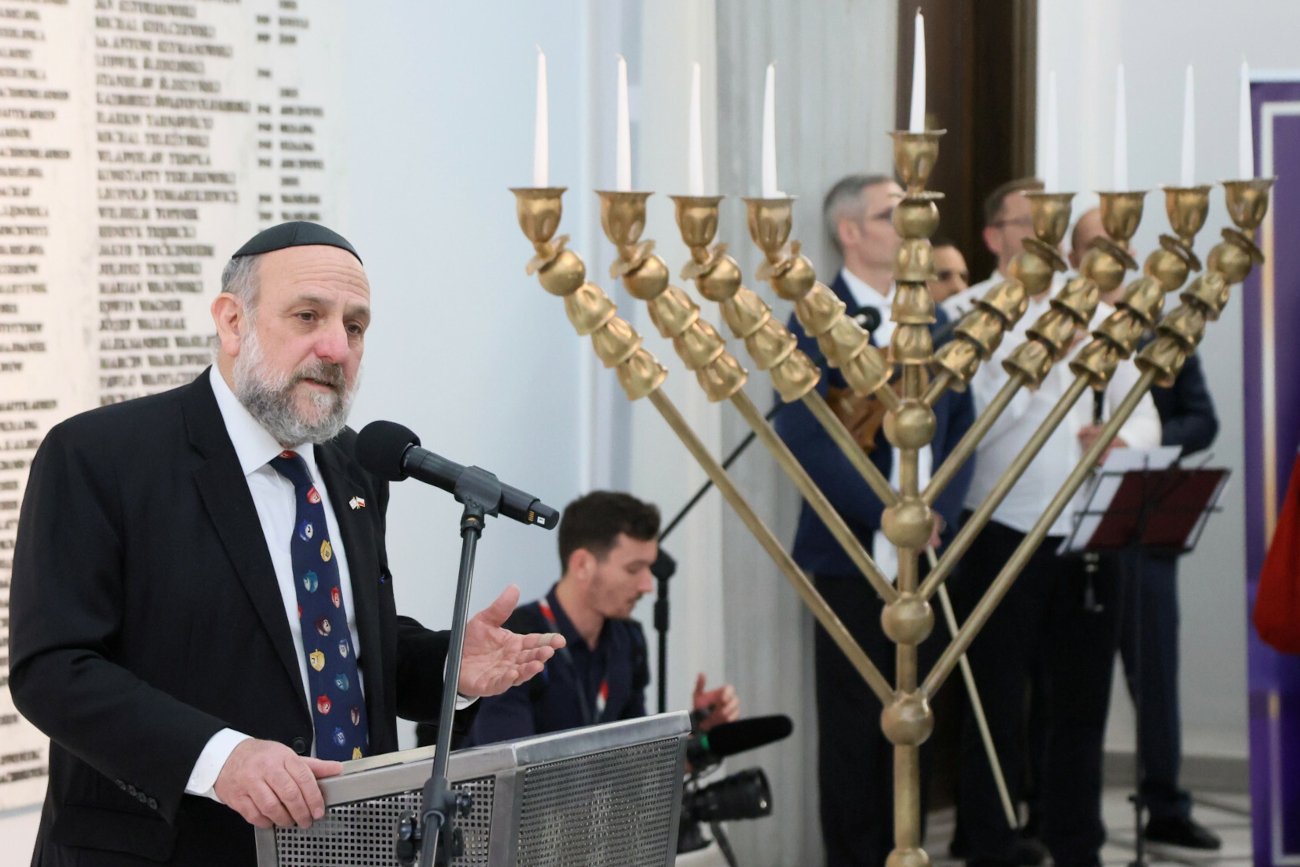 Ponowne zapalenie świec chanukowych w Sejmie.