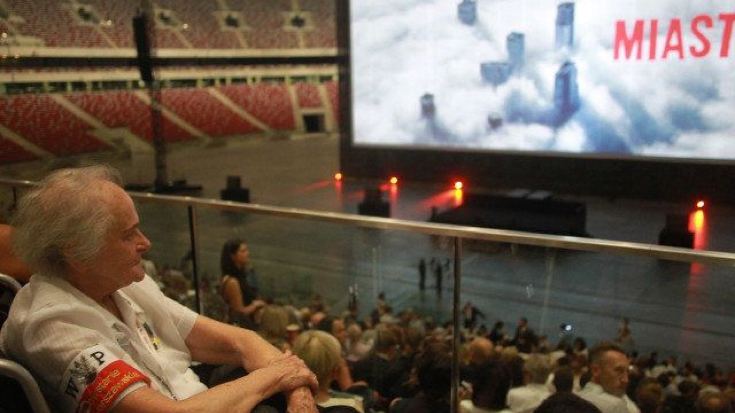 Warszawa, Stadion Narodowy. Specjalna projekcja filmu Jana Komasy Miasto 44.