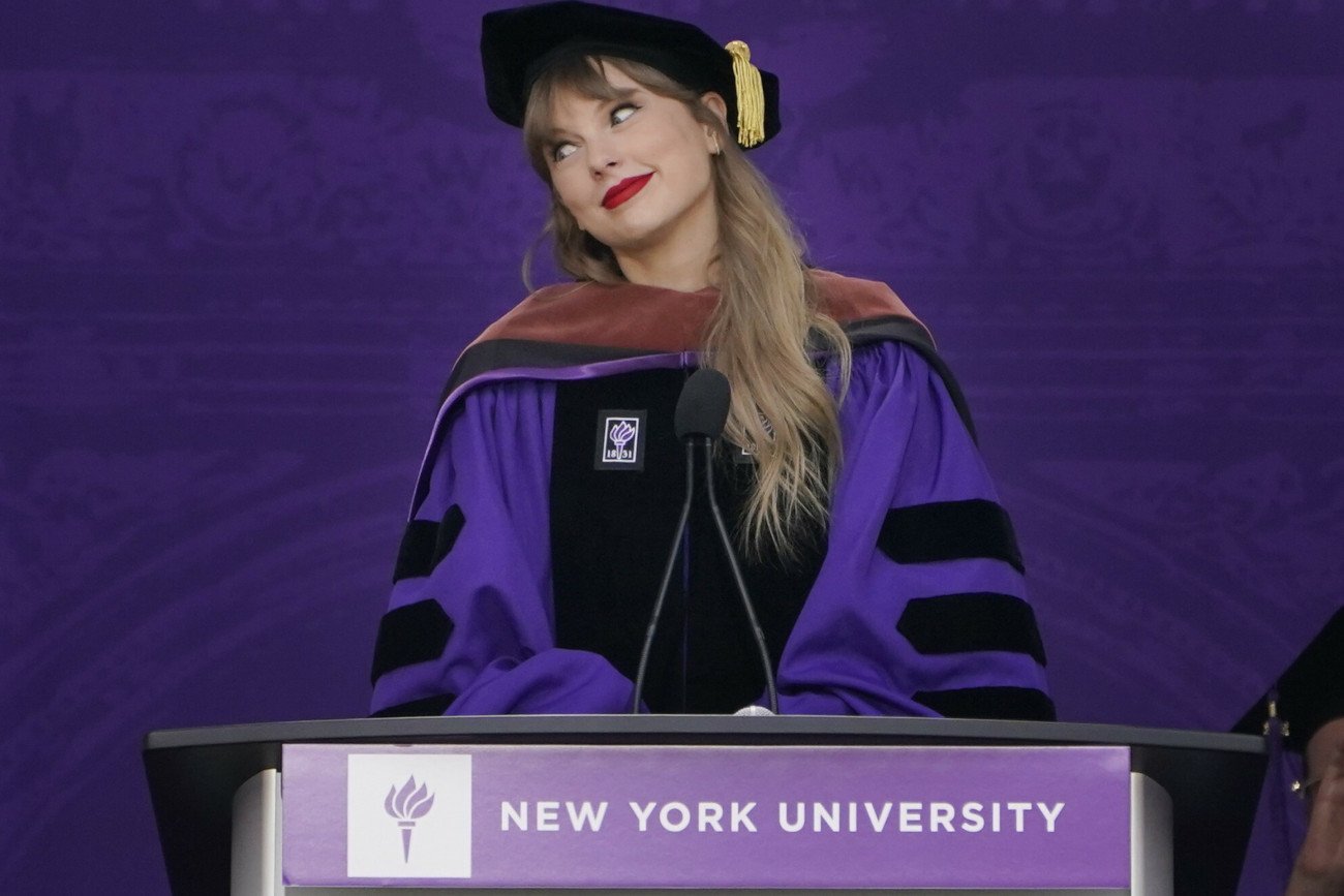 Taylor Swift otrzymała doktorat honoris causa na Uniwersytecie Nowojorskim.