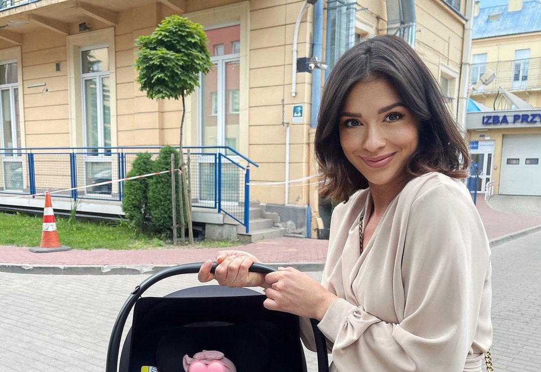 Klaudia Halejcio urodziła córkę