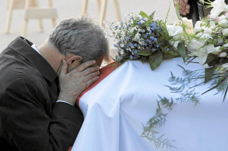 Po ponad 6 latach od katastrofy smoleńskiej rodziny ofiar występują do MON o kolejne odszkodowania.