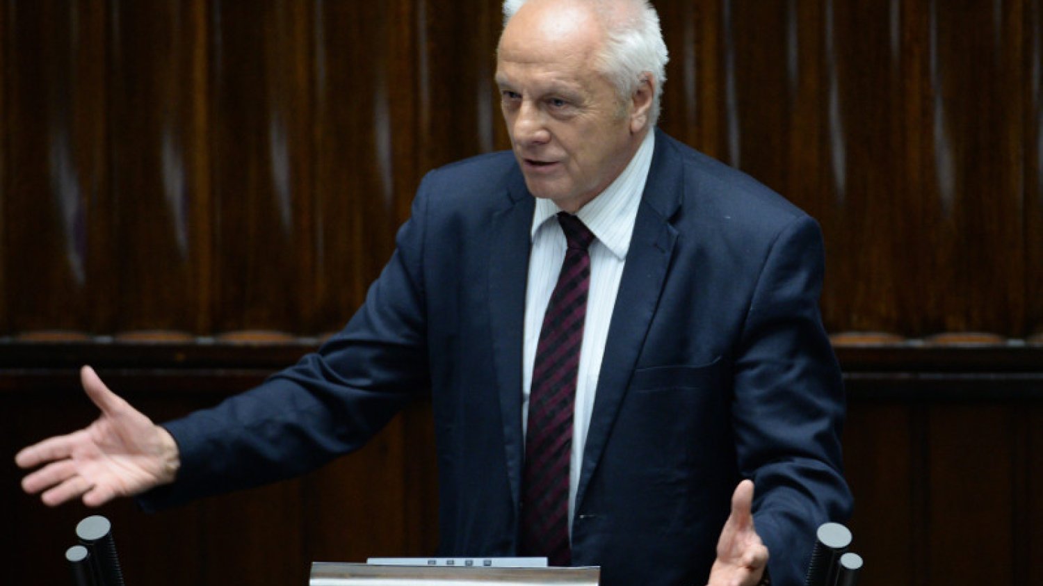 Stefan Niesiołowski nie kryje swojej niechęci do posłów PiS.
