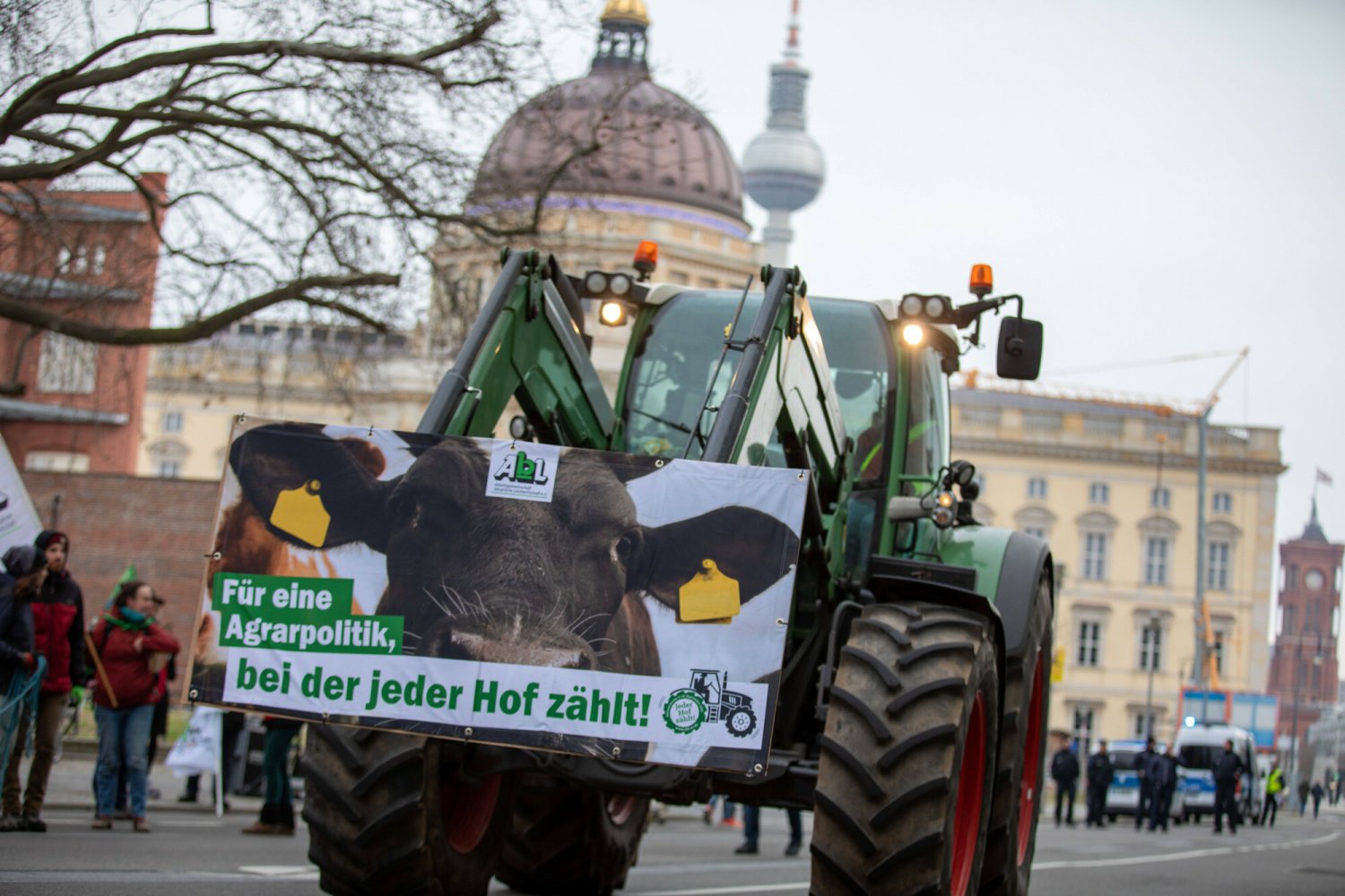Rolnicy w Niemczech protestują na ulicach Berlina.