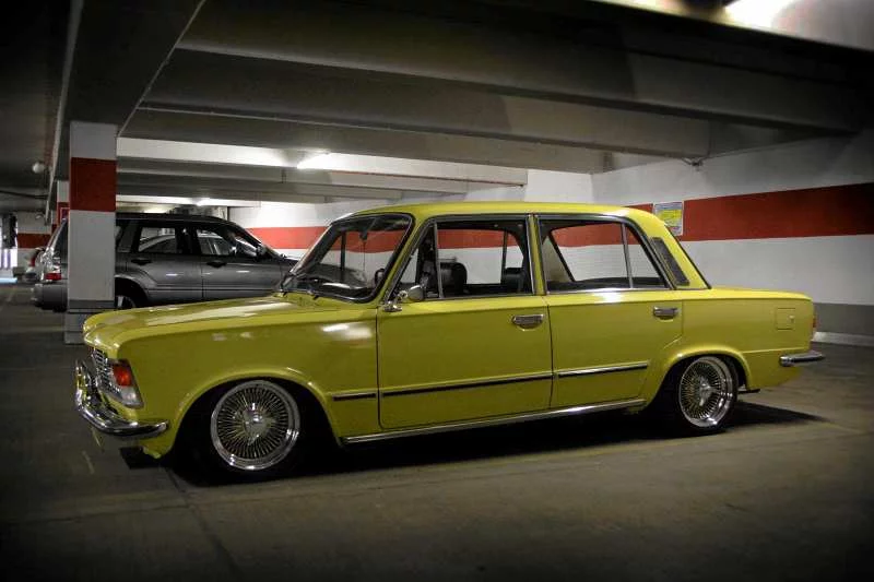 Odrestaurowany i Fiat 125p