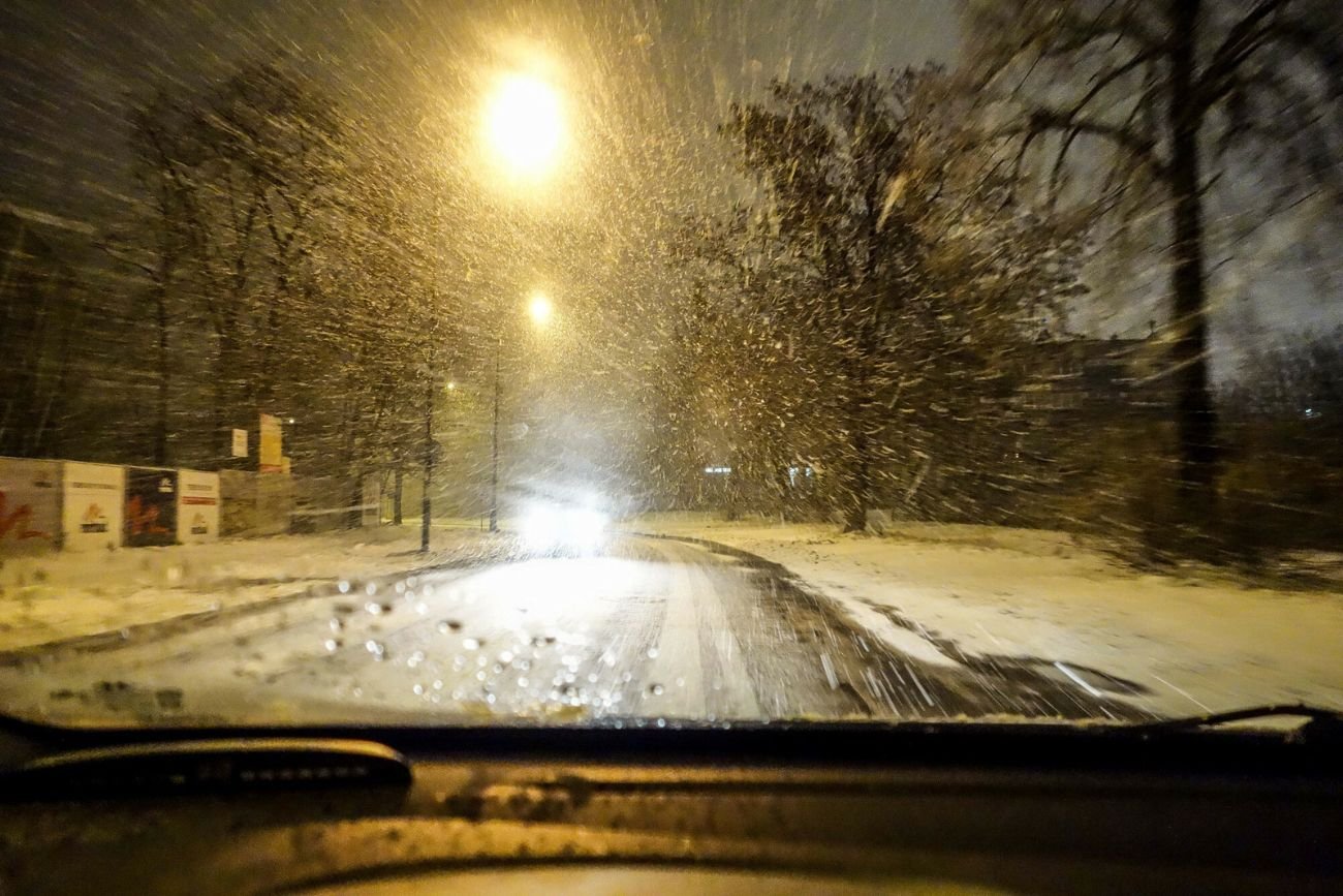 Nowa prognoza pogody. W tym tygodniu burze i deszcz ze śniegiem