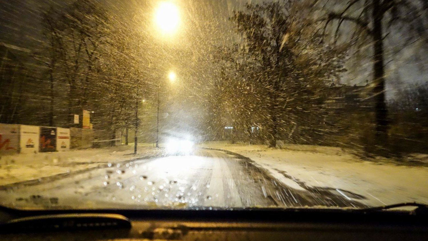 Nowa prognoza pogody. W tym tygodniu burze i deszcz ze śniegiem