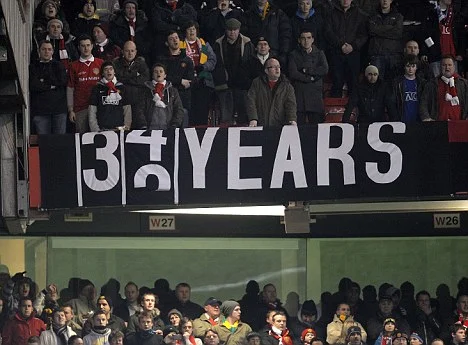 "34 years and counting.."Ulubiona metoda szydzenia z fanów The Citizens. To se ne vrati...