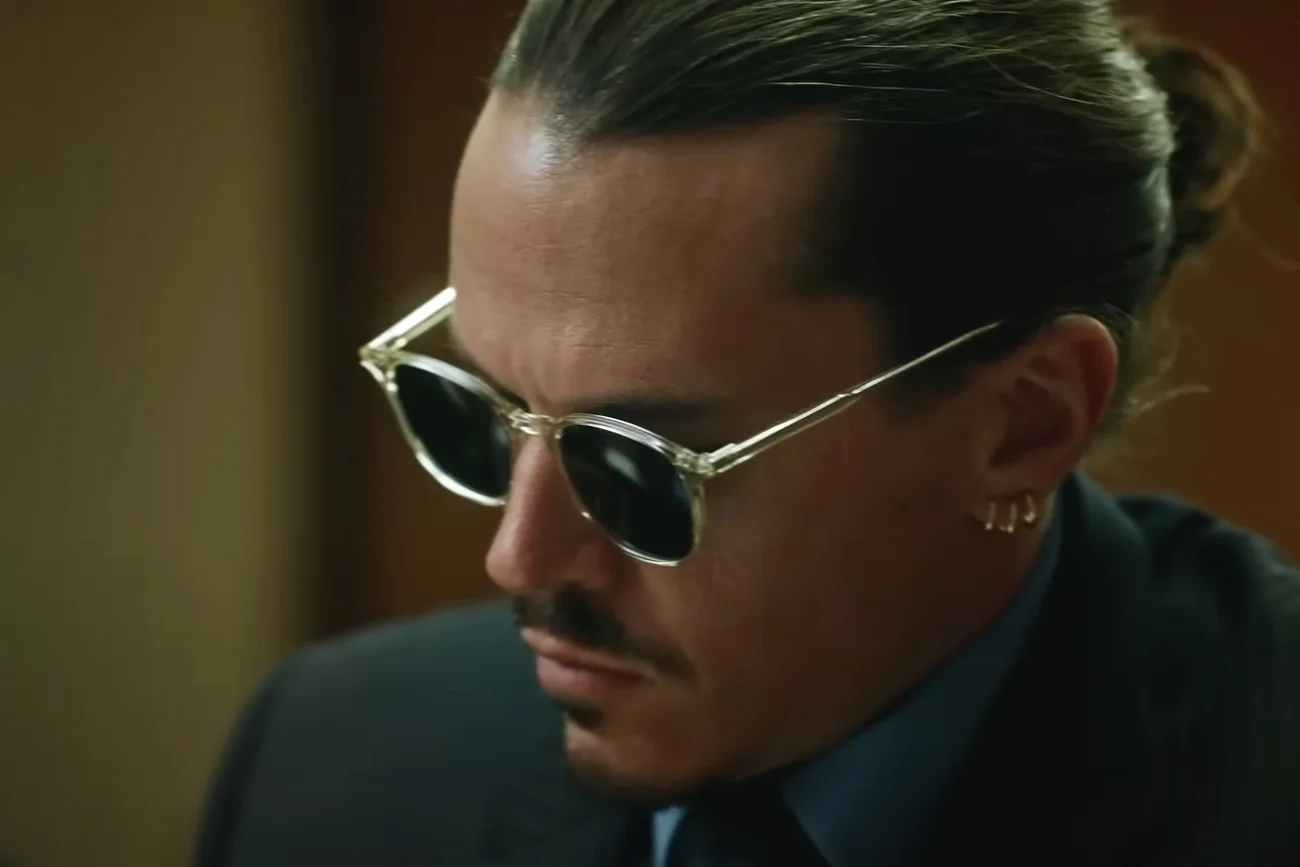 Zwiastun pierwszego filmu o procesie Deppa i Heard już jest.